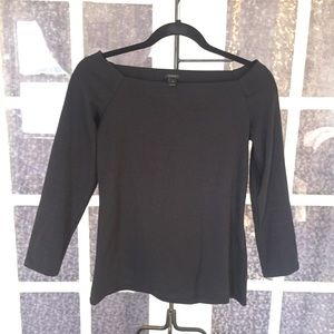 J.crew top 3/4 sleeve geometric neckline